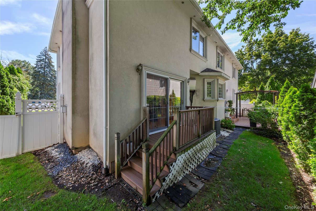 DE Listing image placeholder