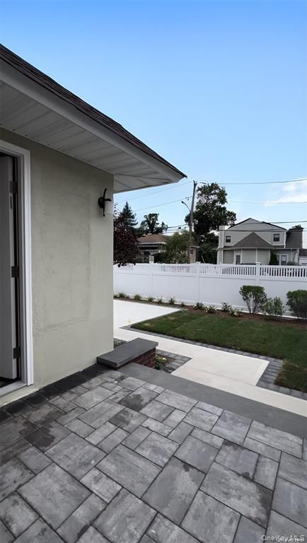 DE Listing image placeholder