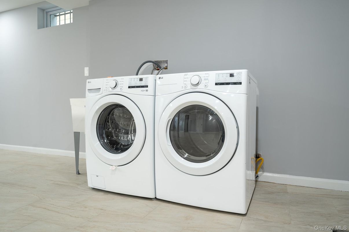 DE Listing image placeholder