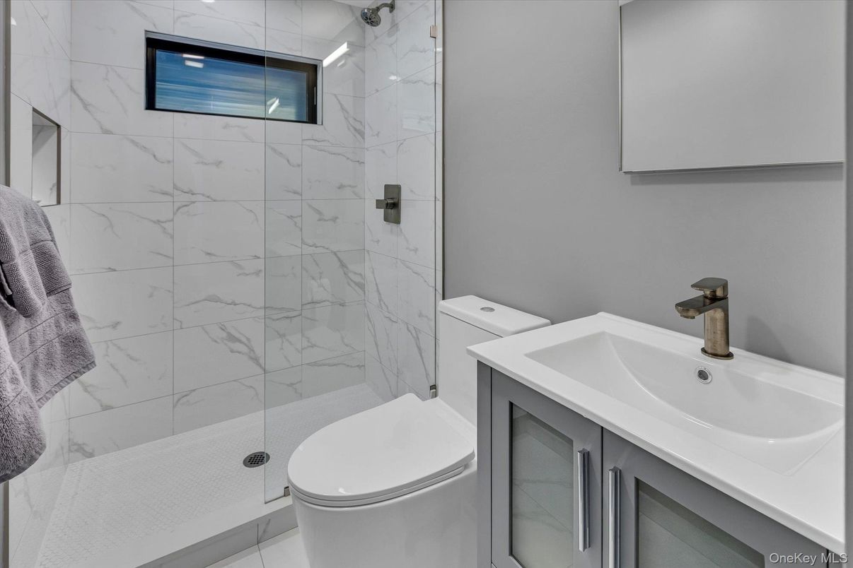 Bathroom, Interior, Marble Walls