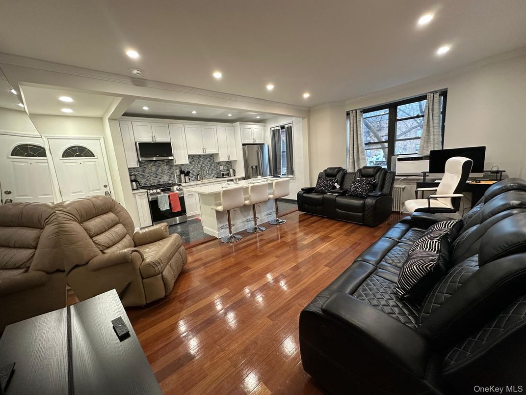 DE Listing image placeholder