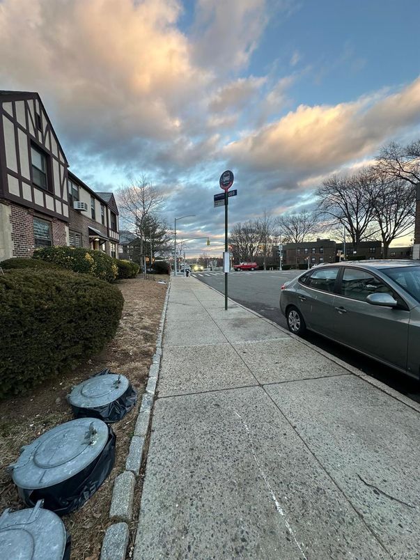 DE Listing image placeholder