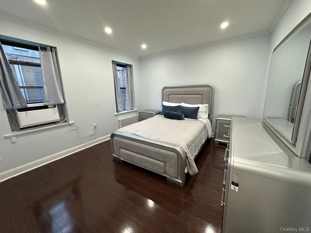 DE Listing image placeholder