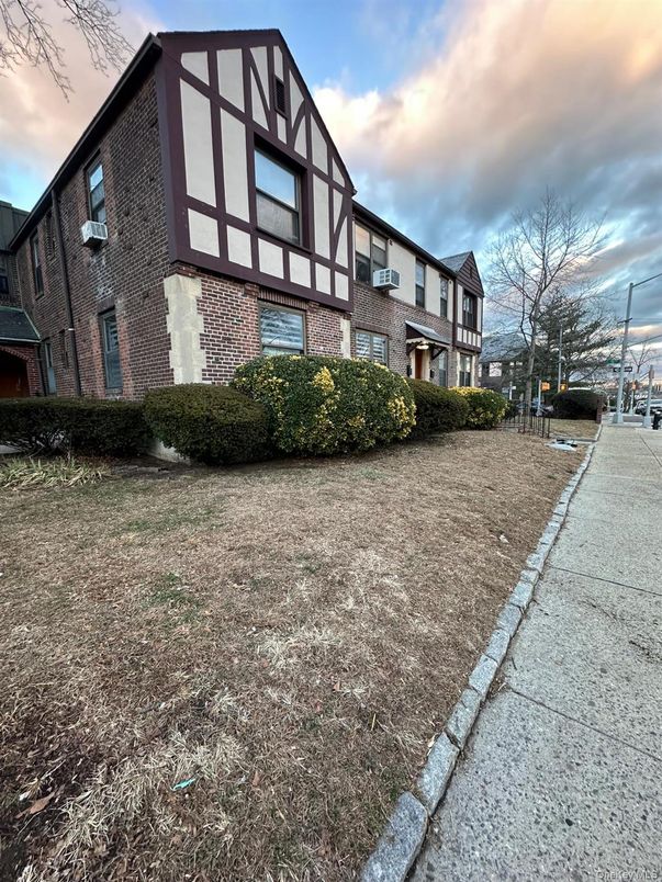 DE Listing image placeholder