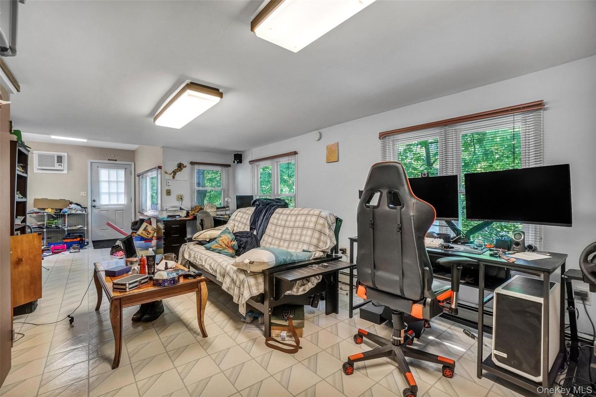 Home Office, Interior, Living room