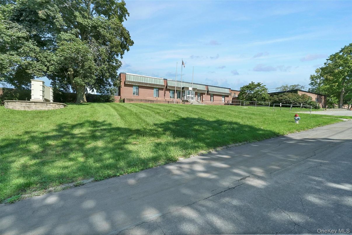 DE Listing image placeholder