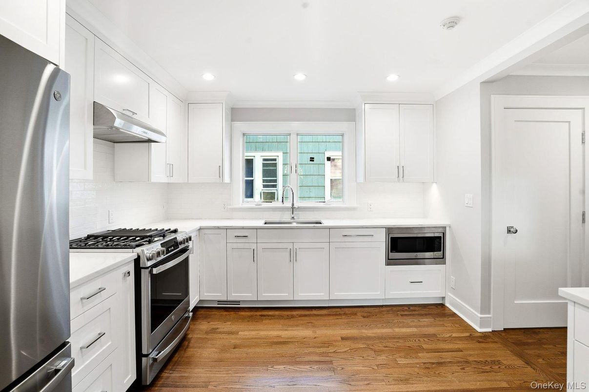 Interior, Kitchen, Recessed Lighting, Stainless Steel Appliances, Wood Texture Flooring