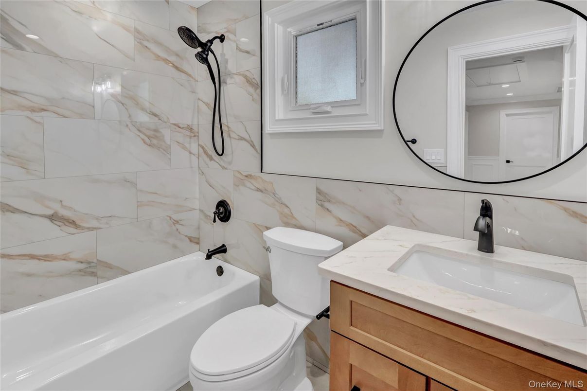 Bathroom, Interior, Marble Walls