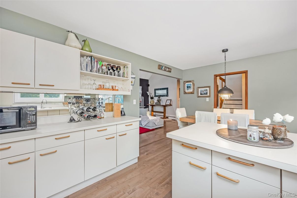Dining room, Interior, Kitchen, Pendant Lights, Wood Texture Flooring