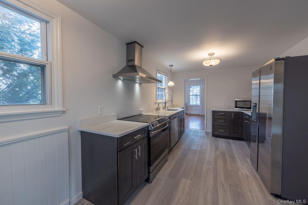 Interior, Kitchen, Pendant Lights, Stainless Steel Appliances, Wood Texture Flooring
