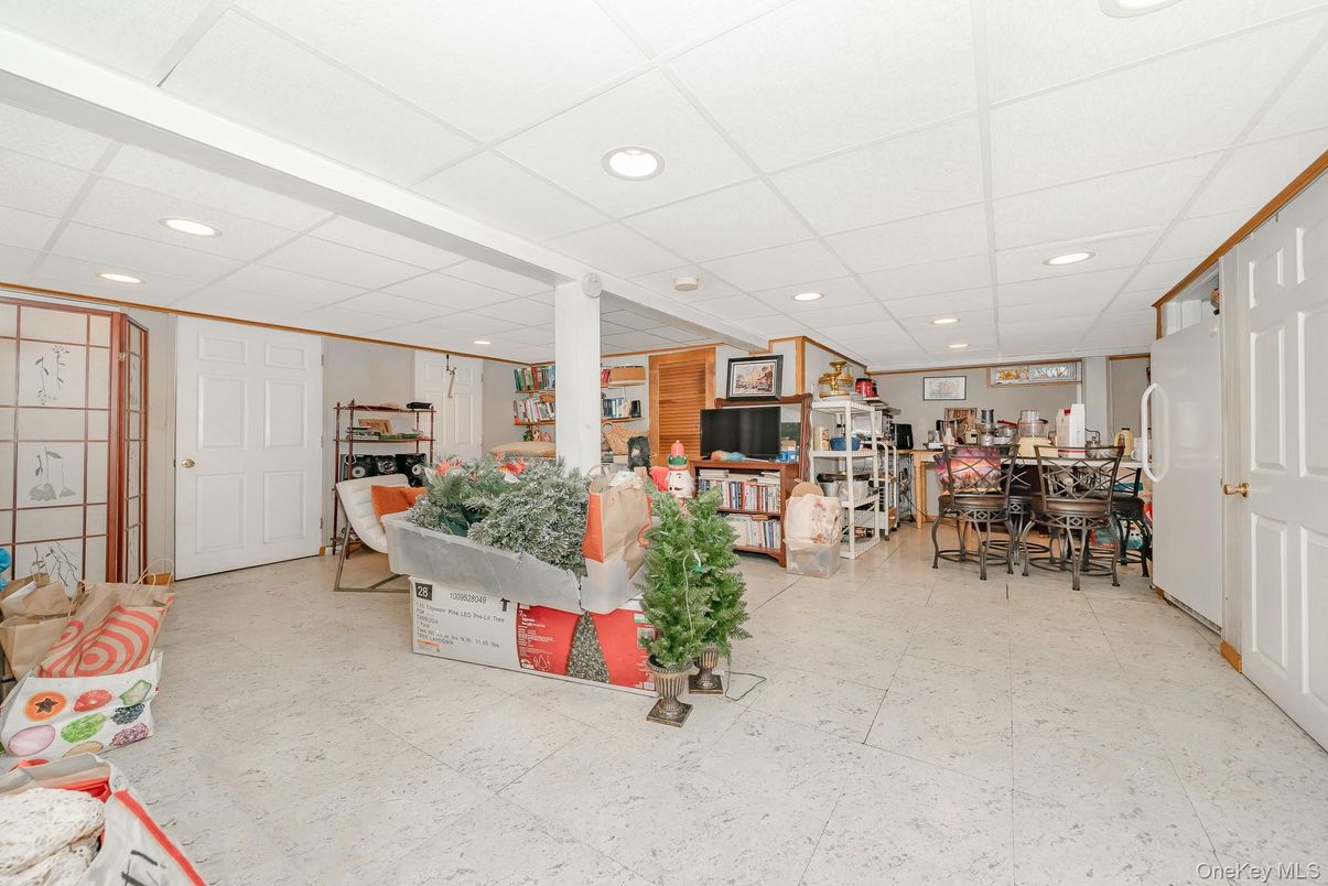 Interior, Recessed Lighting