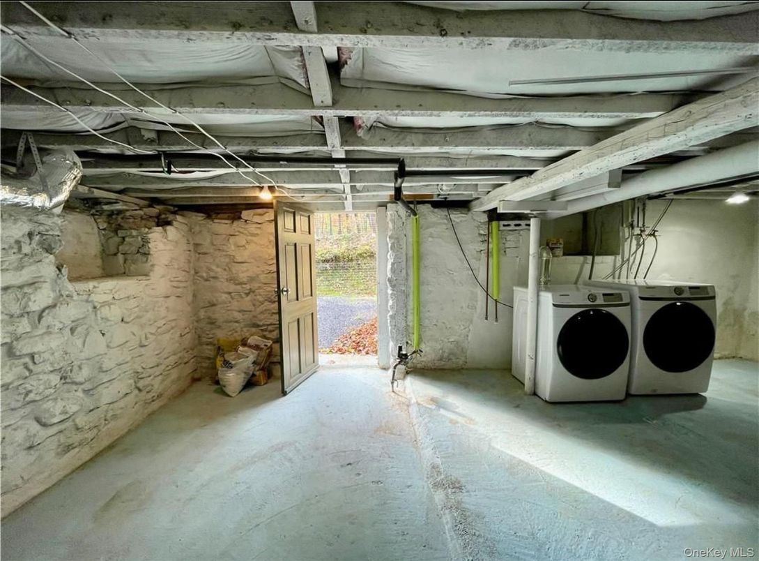 Interior, Stone Walls, Washer