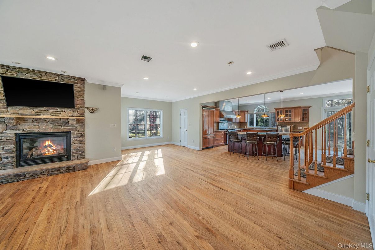 Fireplace, Interior, Kitchen, Pendant Lights, Recessed Lighting, Wood Texture Flooring