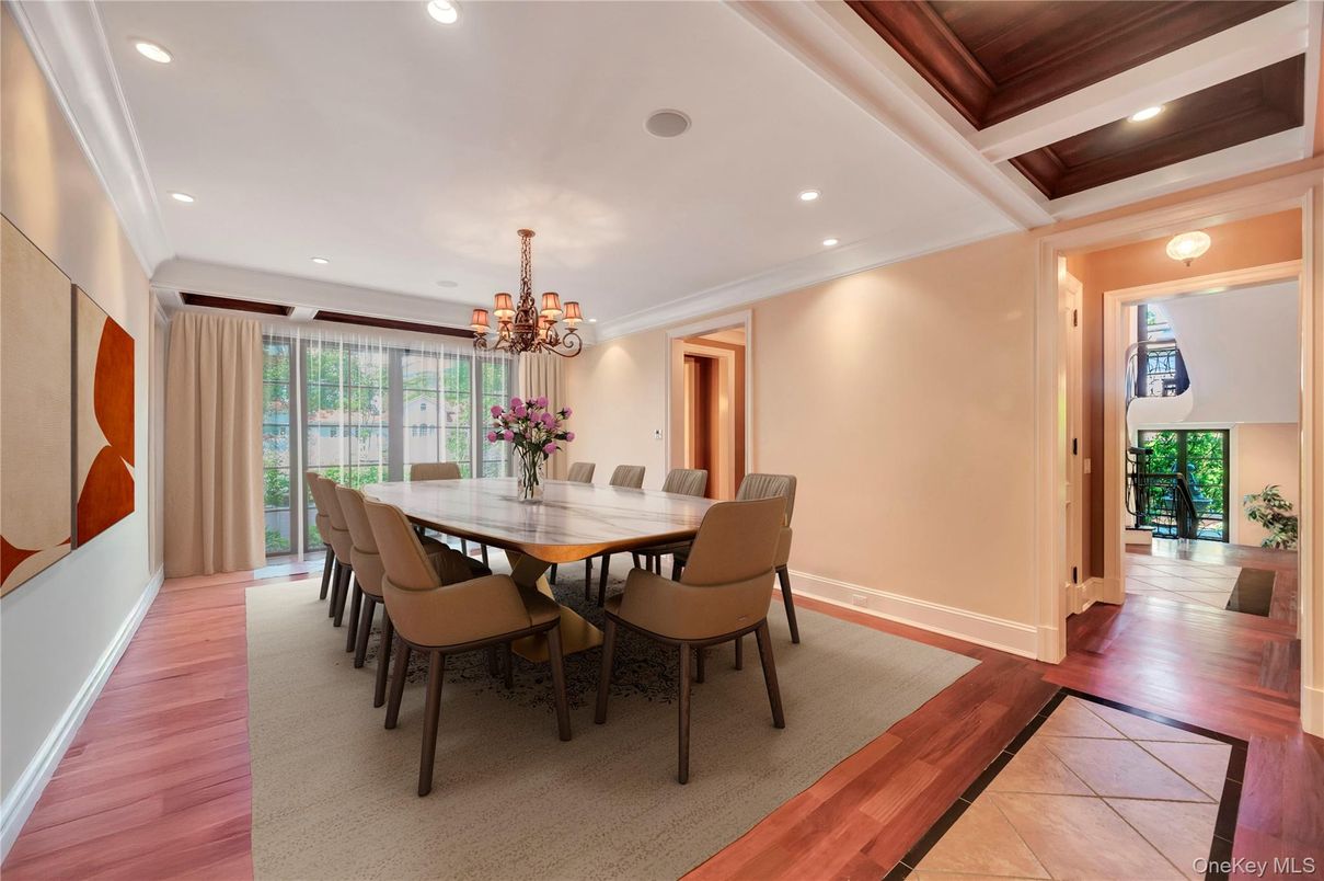 Chandelier, Dining room, Interior, Recessed Lighting, Wood Texture Flooring