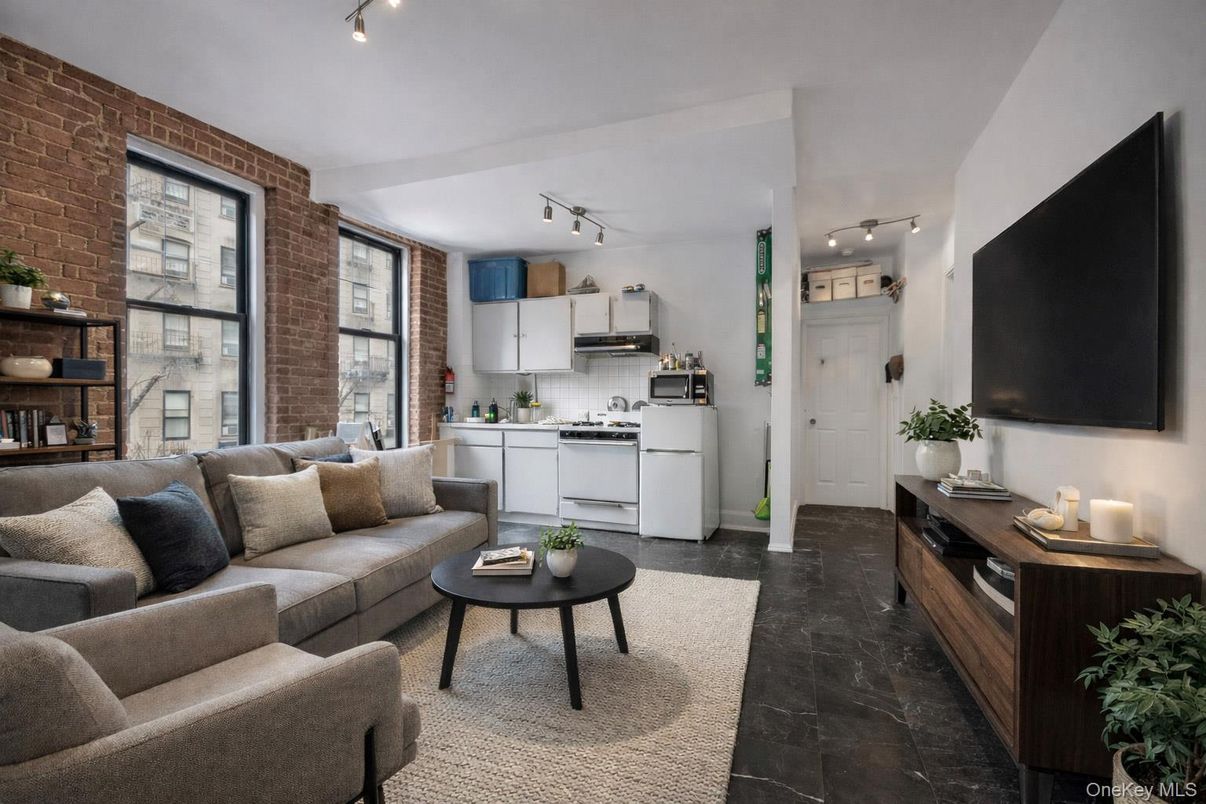 Interior, Kitchen, Living room, Stone Walls