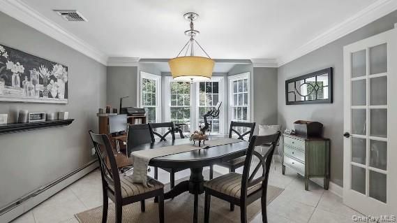 Dining room, Interior, Pendant Lights