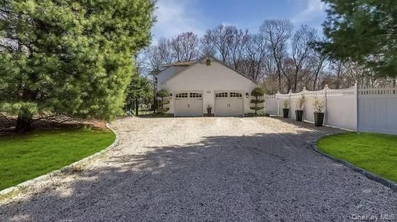 Backyard, Detached Garage, Exterior