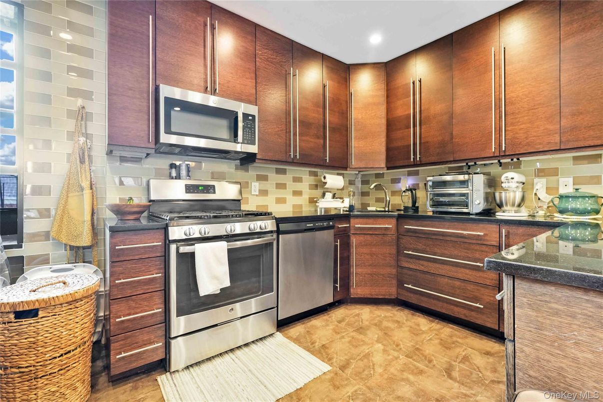 Interior, Kitchen, Recessed Lighting, Stainless Steel Appliances