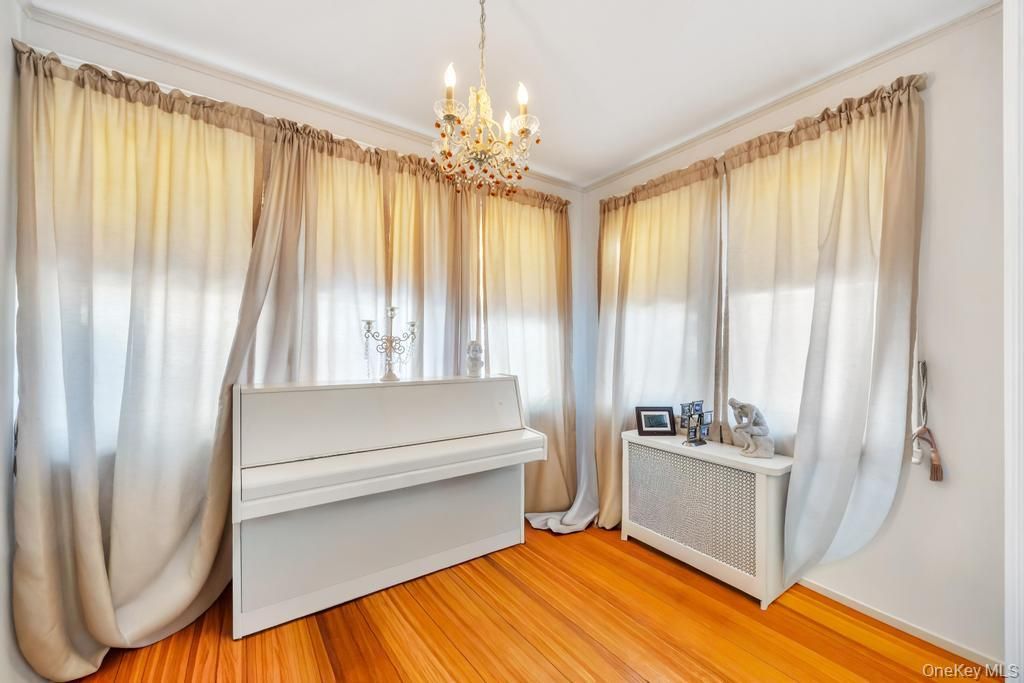 Chandelier, Interior, Wood Texture Flooring
