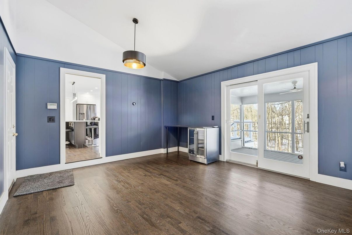 Empty room, Interior, Kitchen, Pendant Lights, Wood Texture Flooring