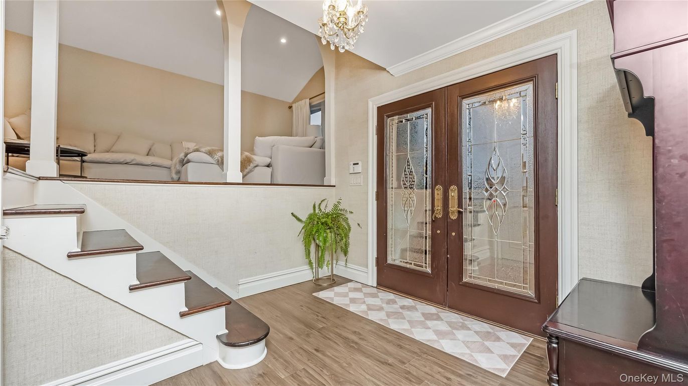 Chandelier, Interior, Recessed Lighting, Wood Texture Flooring