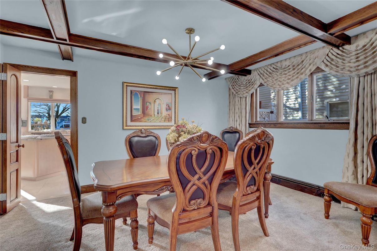 Dining room, Interior, Pendant Lights