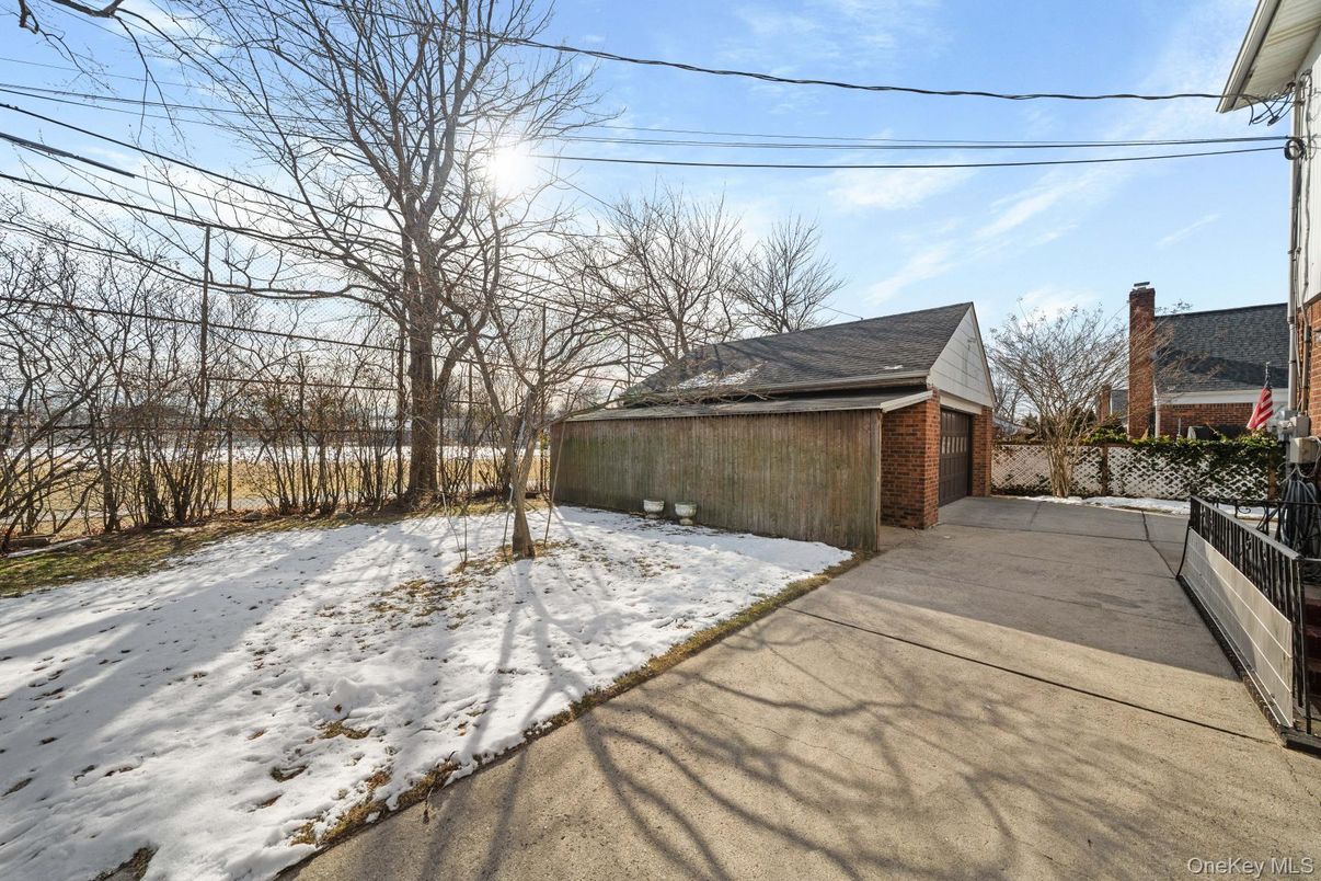 Backyard, Detached Garage, Exterior