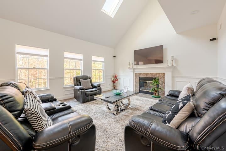 Fireplace, Interior, Living room