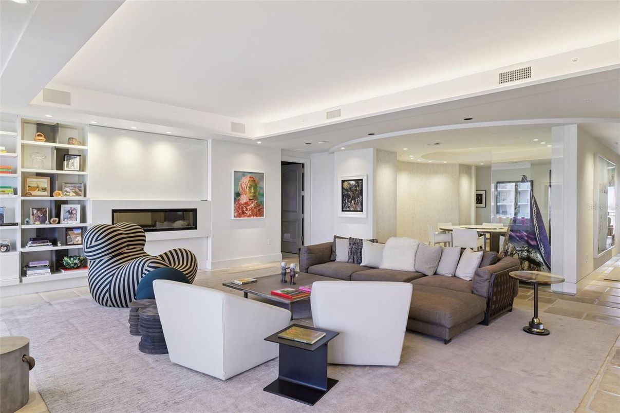 Fireplace, Interior, Living room, Recessed Lighting