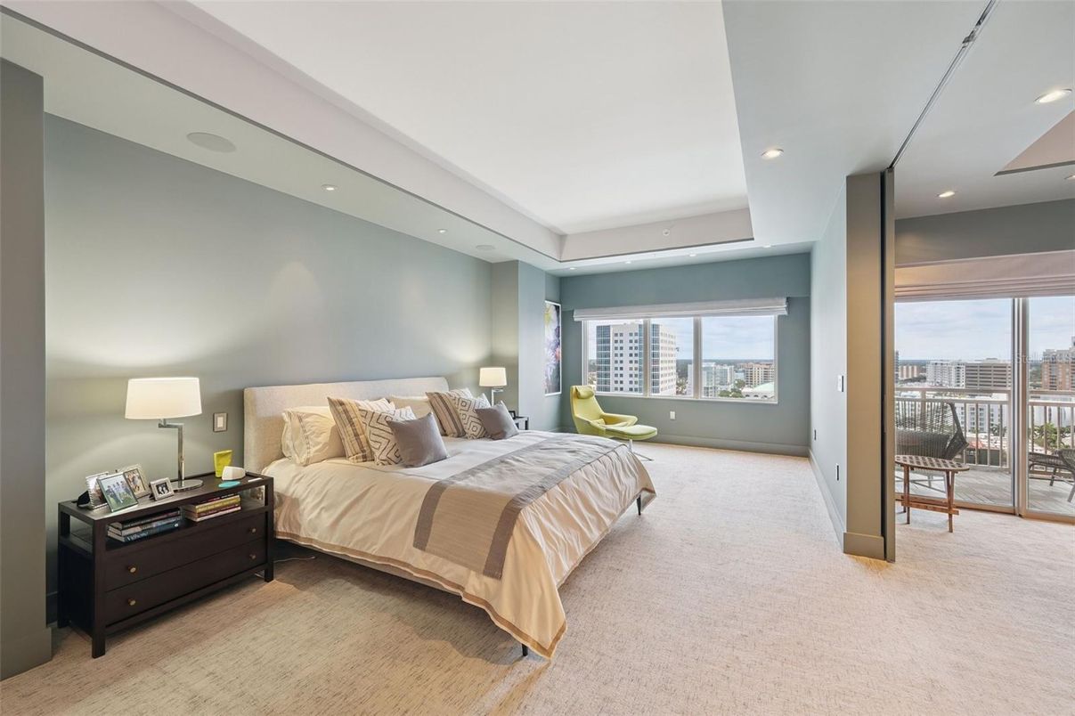 Bedroom, Interior, Recessed Lighting