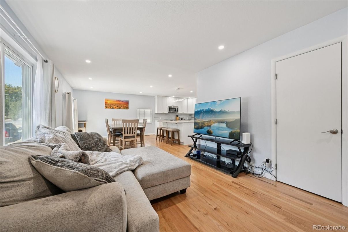 Dining room, Interior, Kitchen, Living room, Recessed Lighting, Wood Texture Flooring