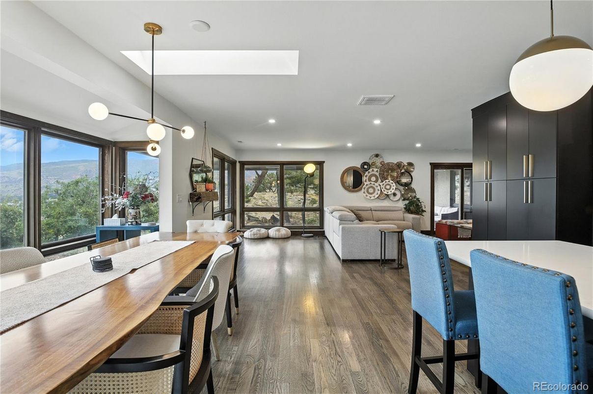 Dining room, Interior, Living room, Pendant Lights, Recessed Lighting, Wood Texture Flooring