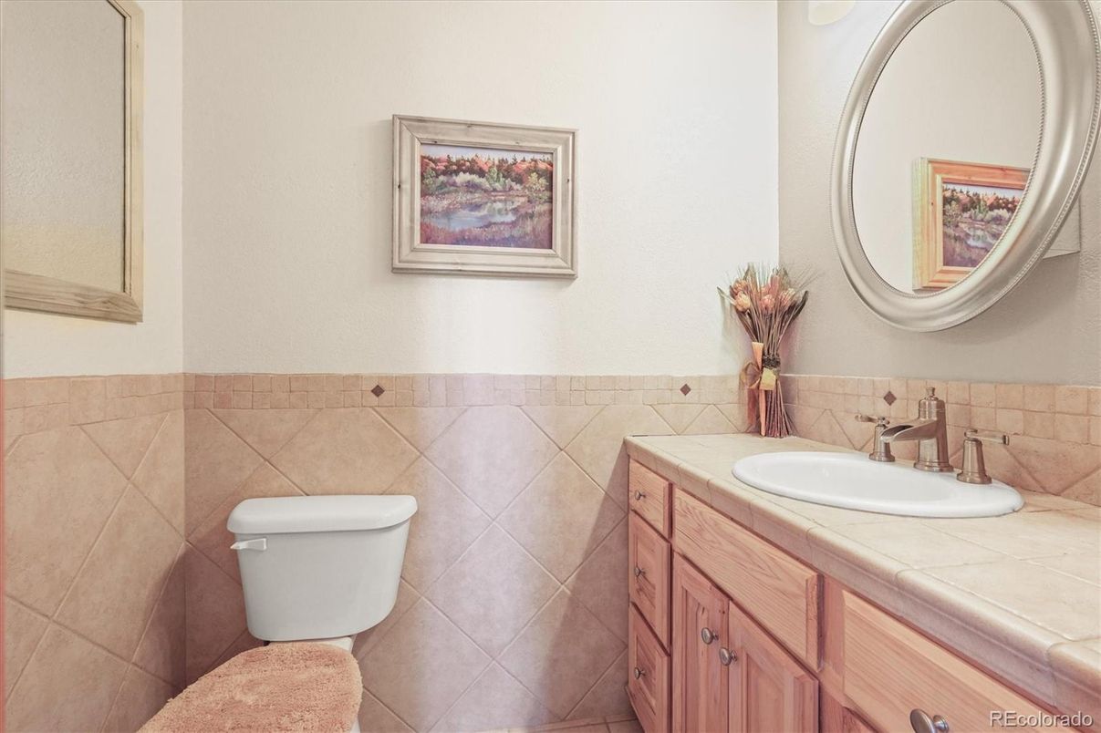 Bathroom, Interior, Tile Countertops