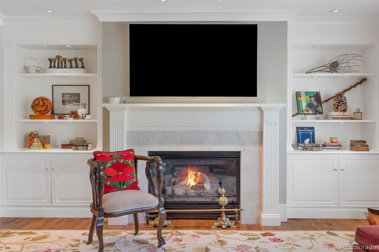 Fireplace, Interior, Recessed Lighting, Wood Texture Flooring
