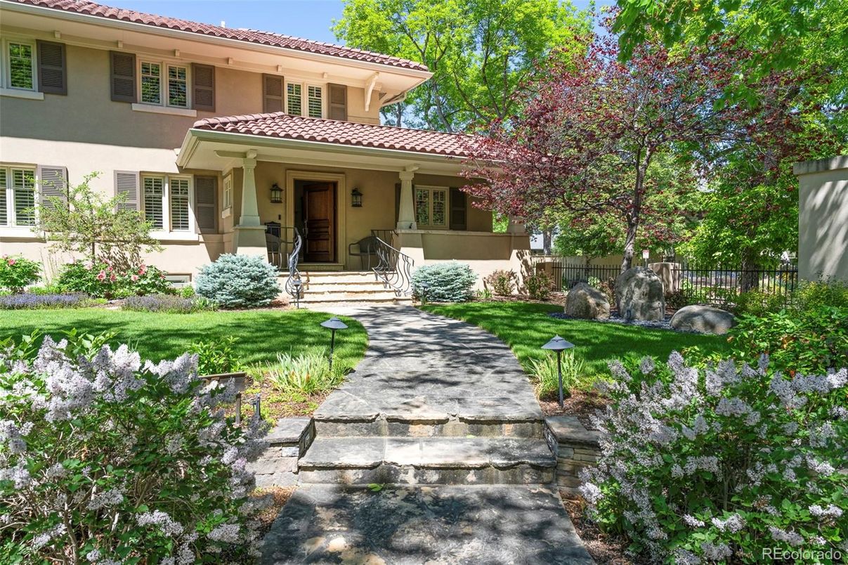 Backyard, Exterior, Facade, Mediterranean