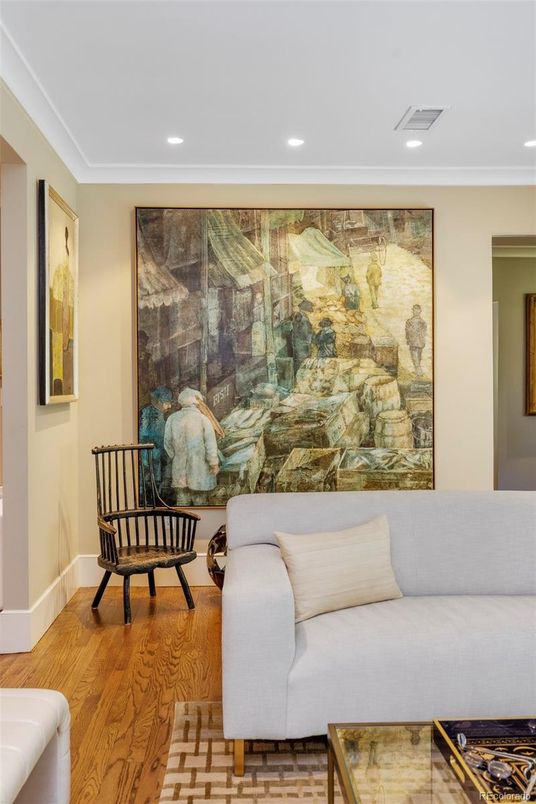 Interior, Recessed Lighting, Wood Texture Flooring