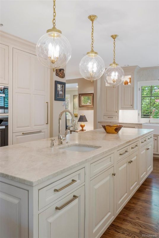 Interior, Kitchen, Pendant Lights, Wood Texture Flooring