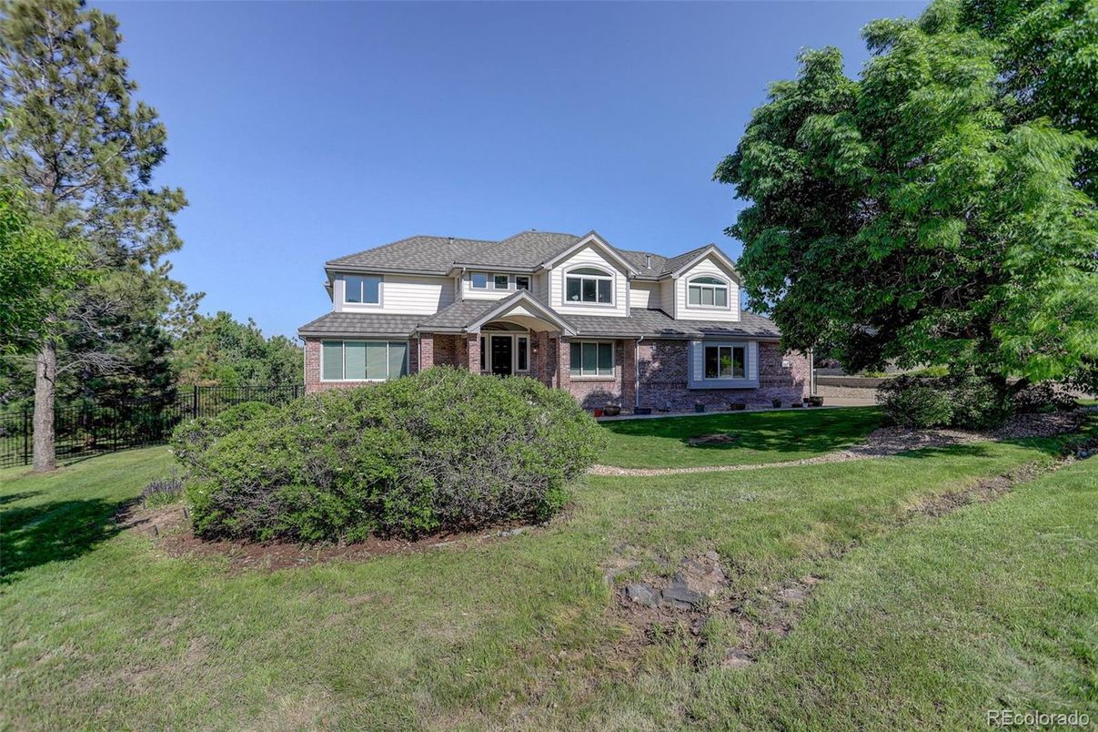 Backyard, Exterior, Facade, Brick Facade, Queen Anne Victorian