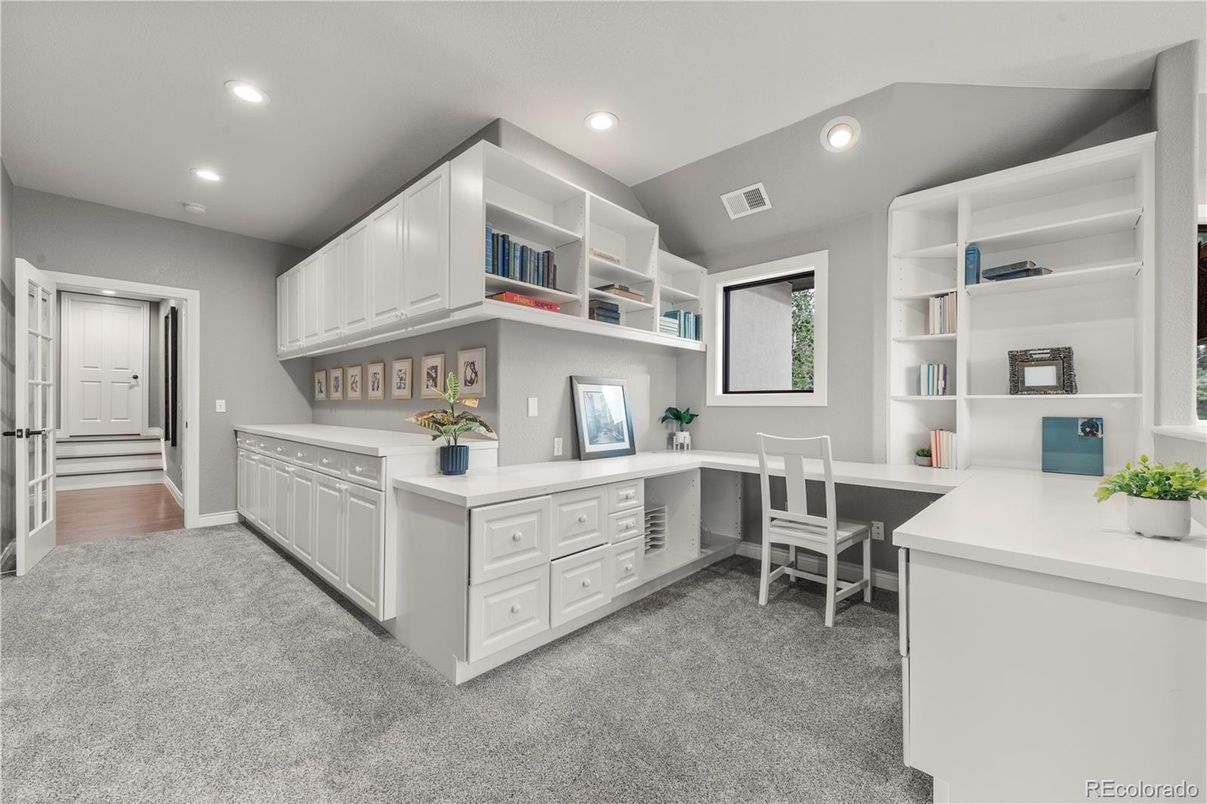 Home Office, Interior, Recessed Lighting, Wood Texture Flooring