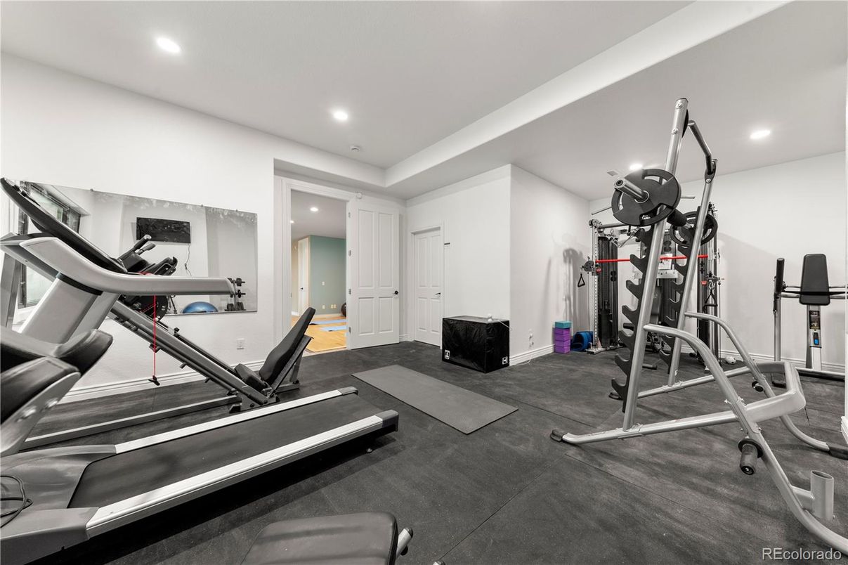 Fitness Equipment, Interior, Recessed Lighting