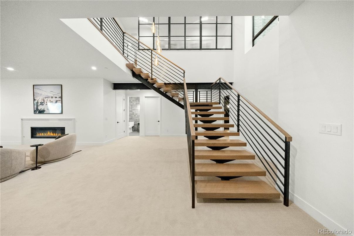 Fireplace, Interior, Recessed Lighting