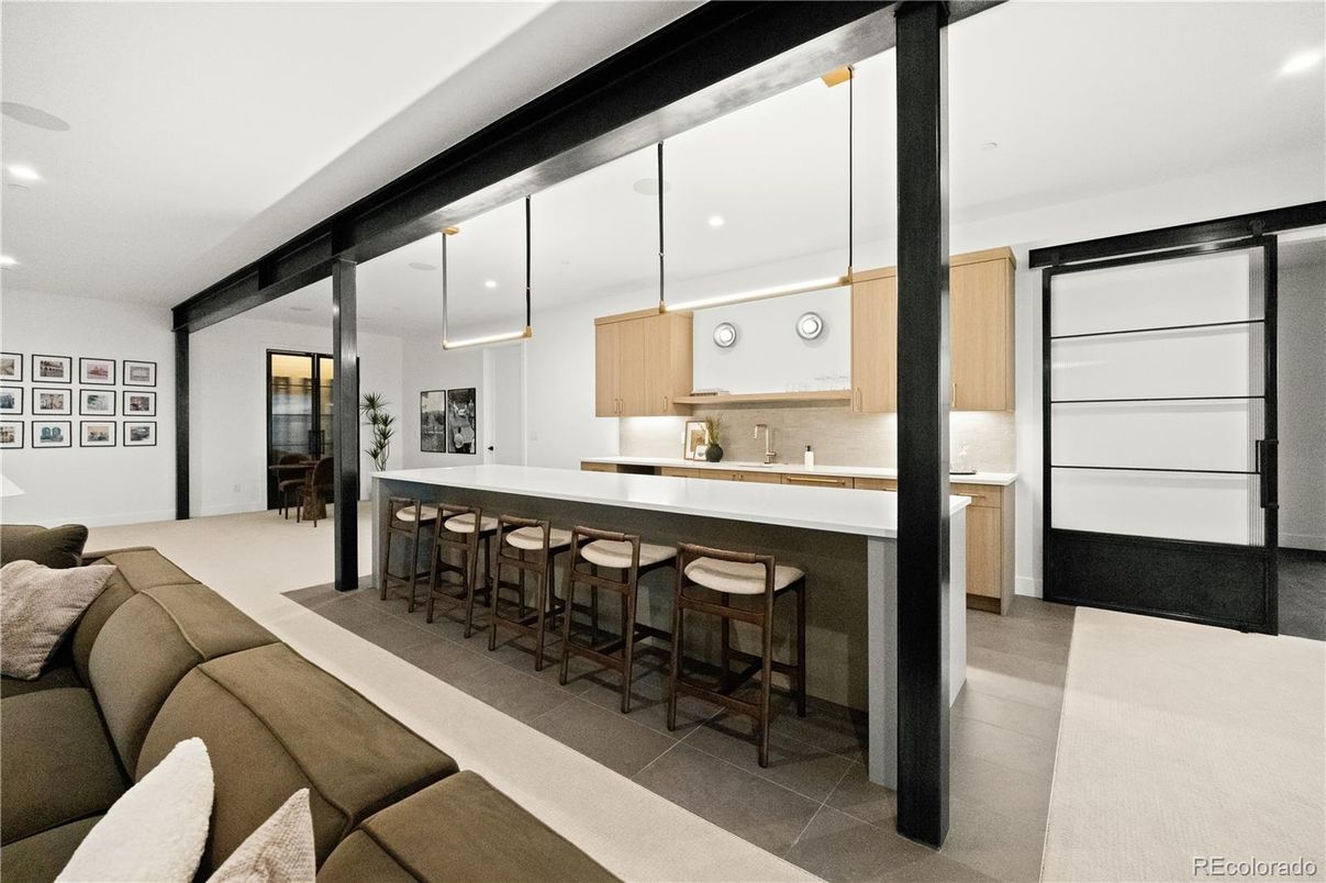 Interior, Kitchen, Living room, Pendant Lights, Recessed Lighting