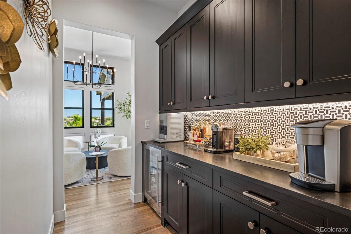 Chandelier, Interior, Kitchen, Pendant Lights, Water, Wood Texture Flooring