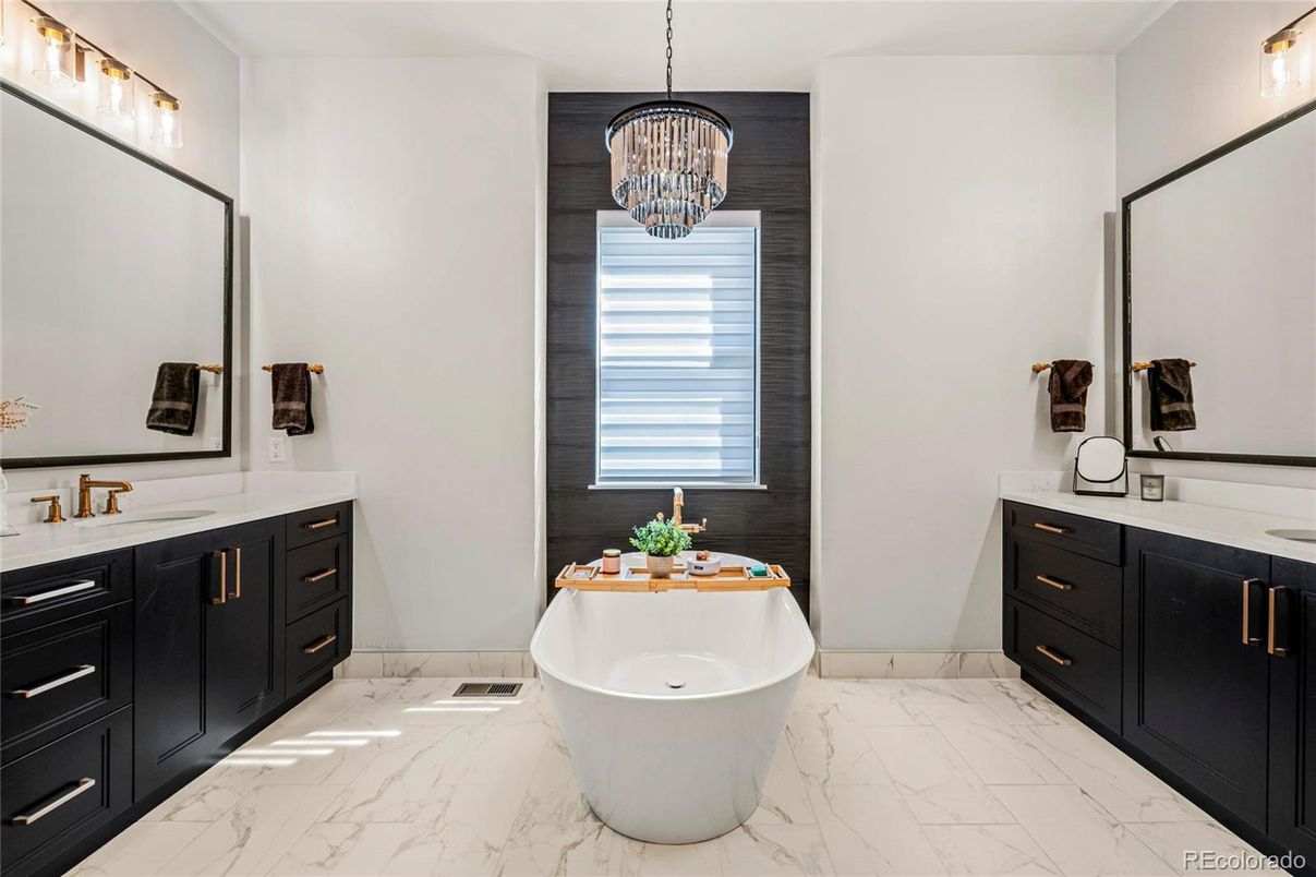 Bathroom, Chandelier, Dual Sink Vanities, Free Standing Baths, Interior, Marble, Pendant Lights