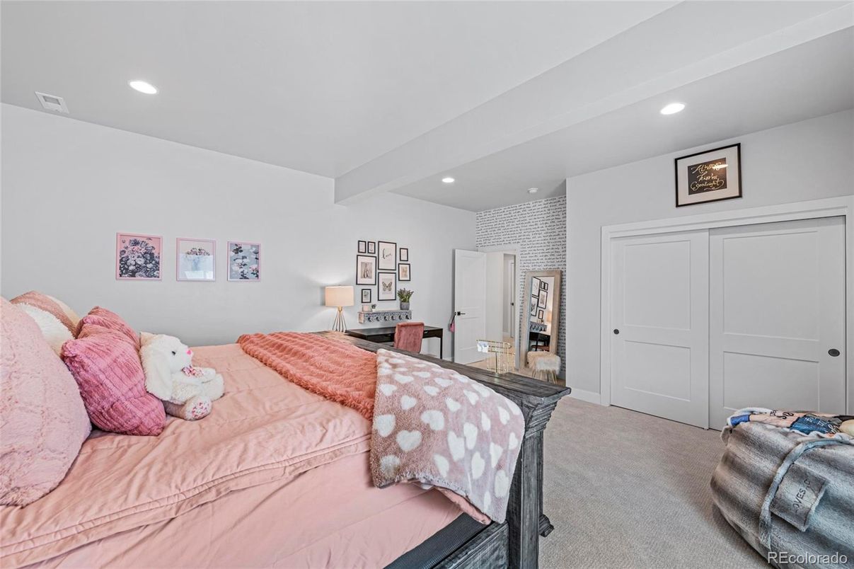 Bedroom, Interior, Recessed Lighting