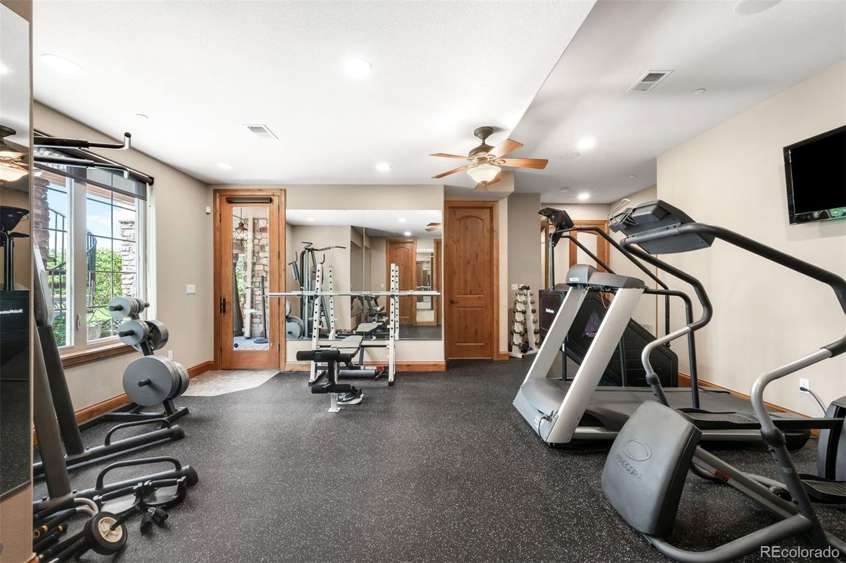 Fitness Equipment, Interior, Recessed Lighting