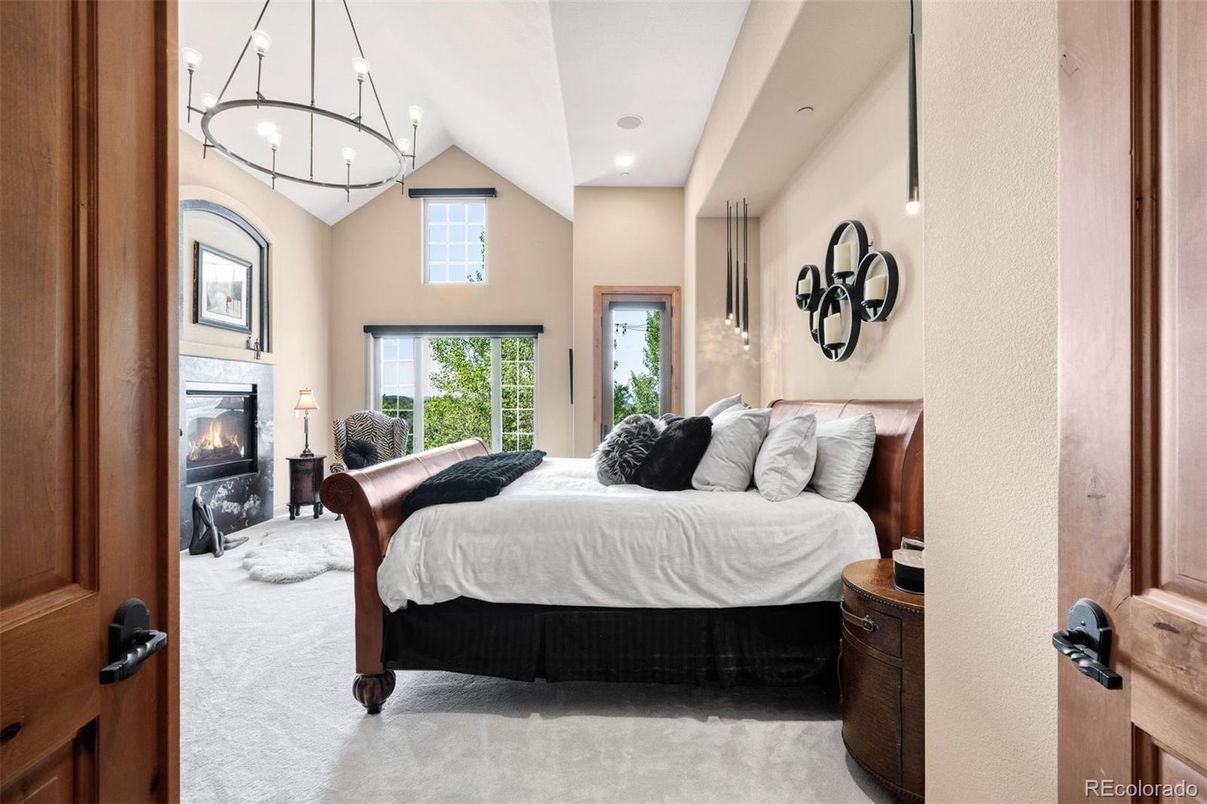 Bedroom, Interior, Pendant Lights, Recessed Lighting