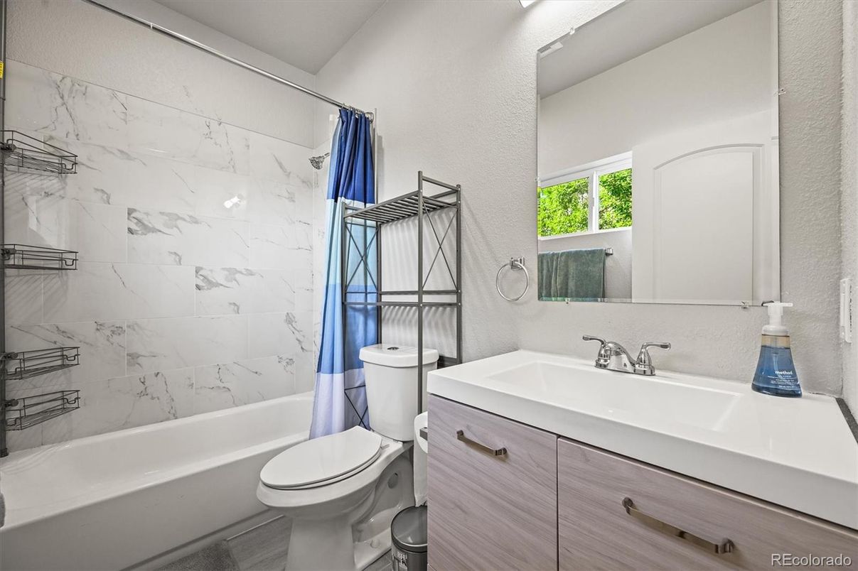 Bathroom, Interior, Marble Walls