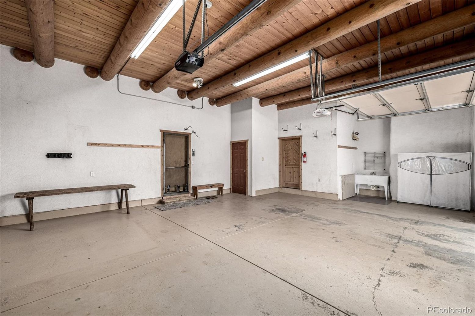 Garage, Interior, Wooden Beams, Wooden Ceilings