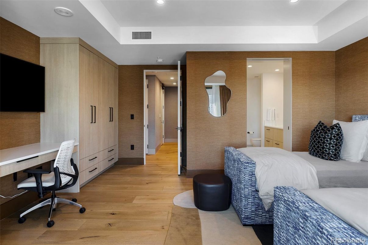 Bedroom, Home Office, Interior, Recessed Lighting, Wood Texture Flooring